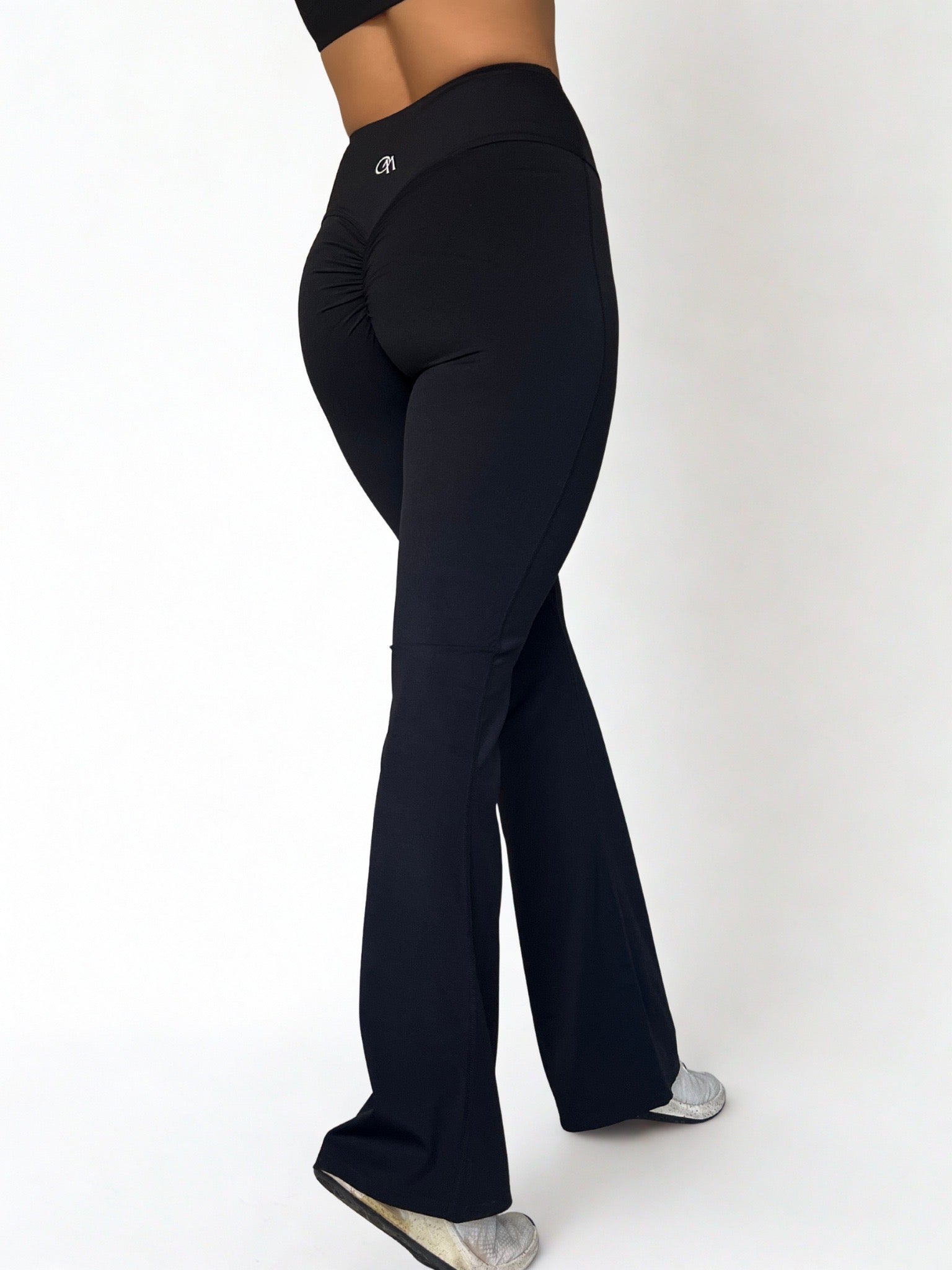 Calza bota ancha Maroa negro