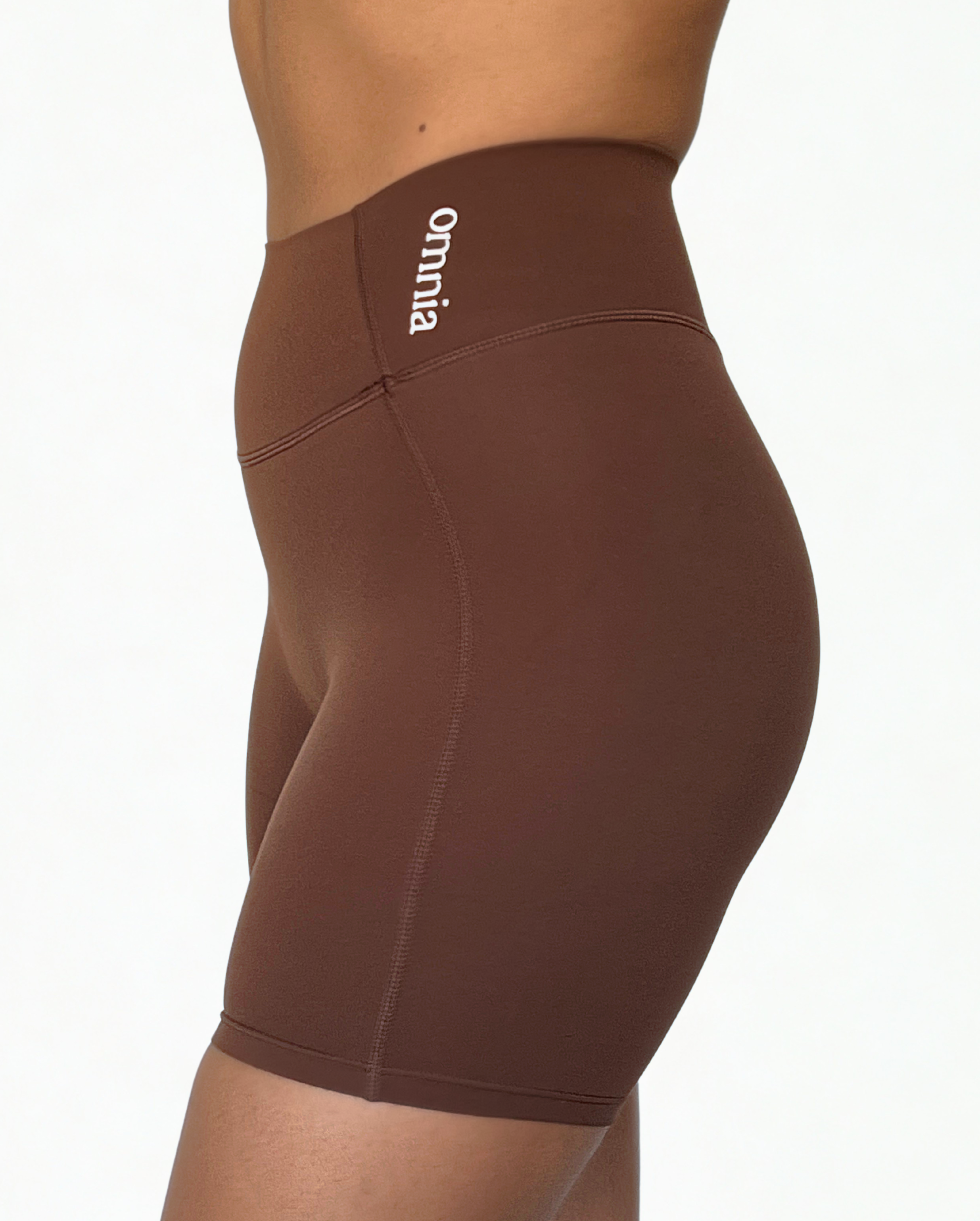 calza deportiva cafe pistacho para mujer con control de abdomen, ideal para gimnasio