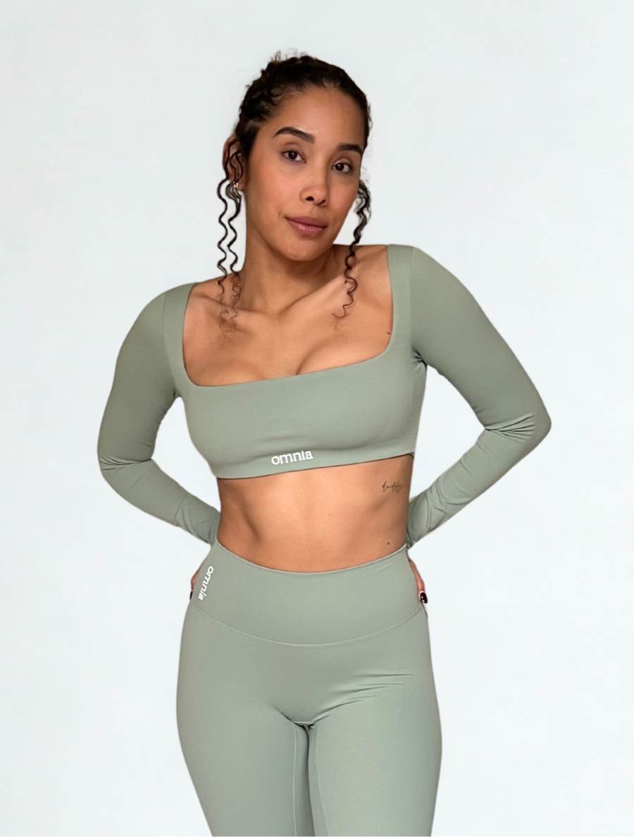 Top deportivo Antai verde pistacho
